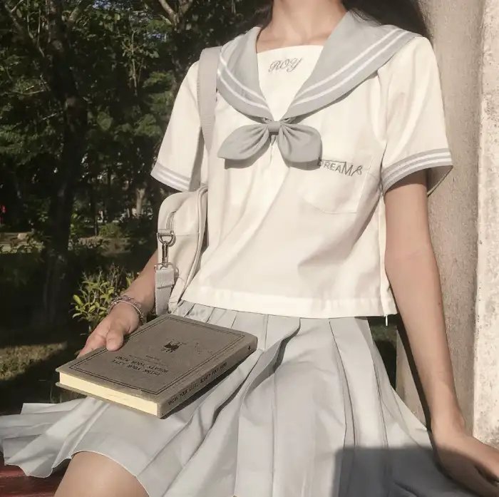 学苑春浓